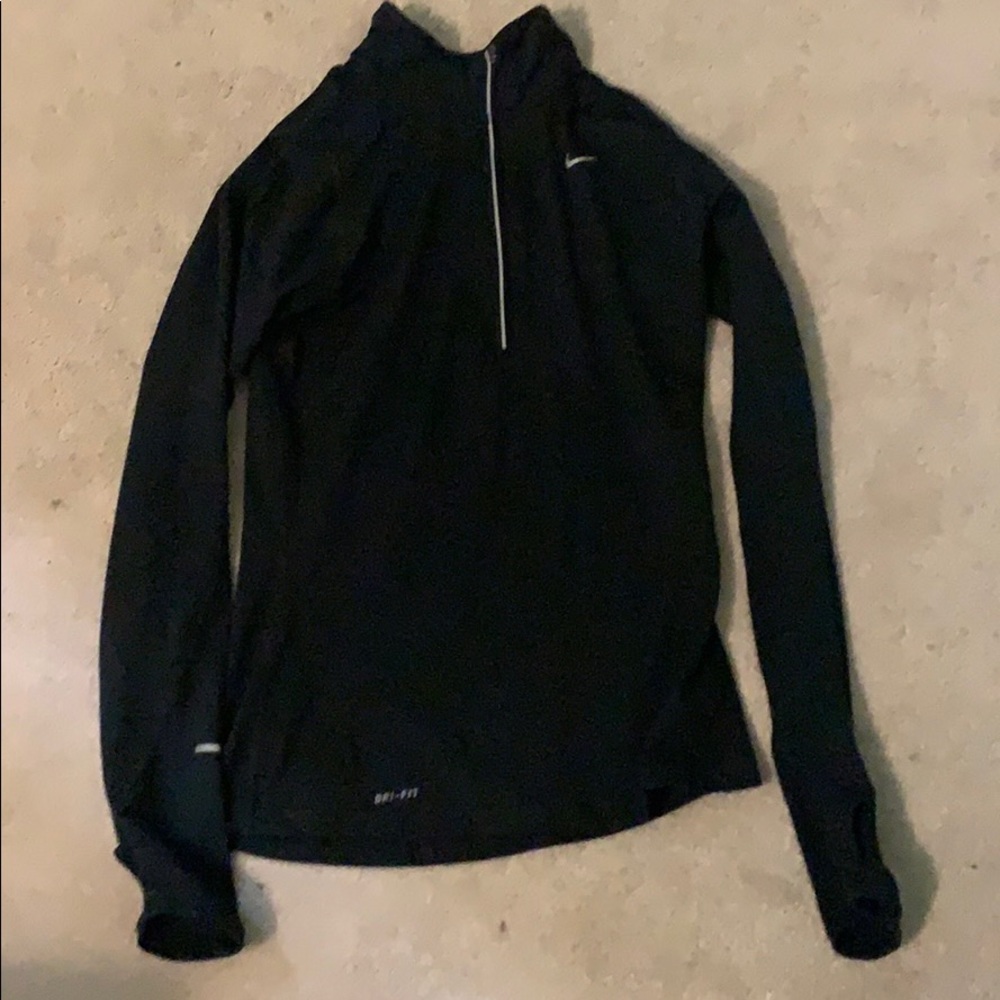 Black nike dri fit pull over